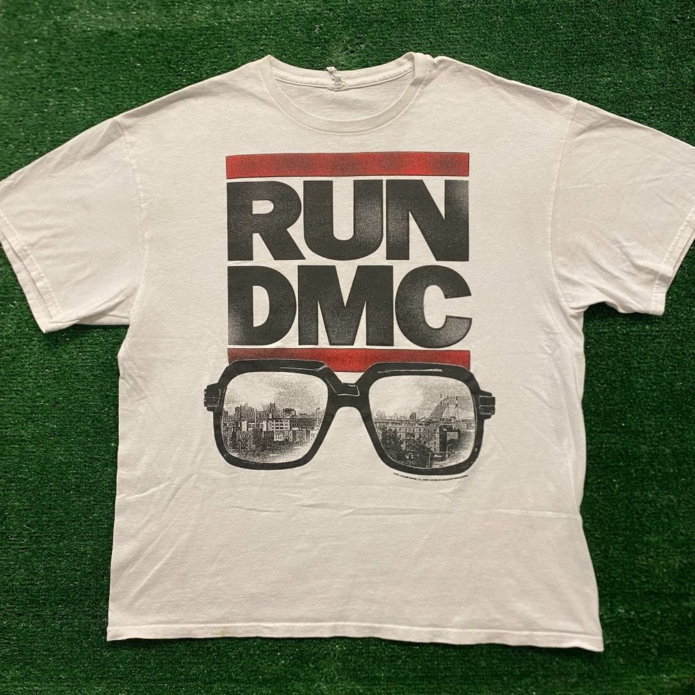Vintage Y2K RUN DMC NYC Cityscape T-Shirt White XL New York Hip Hop Streetwear